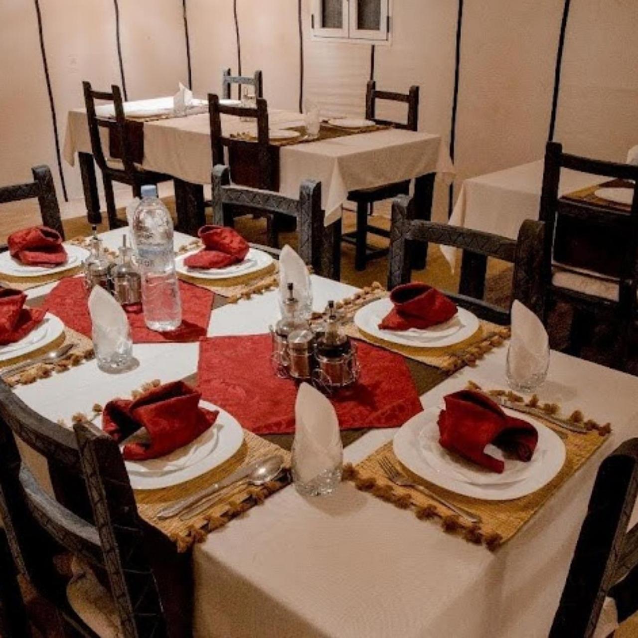 Sahara Luxury Glamping Hotell Merzouga Exteriör bild